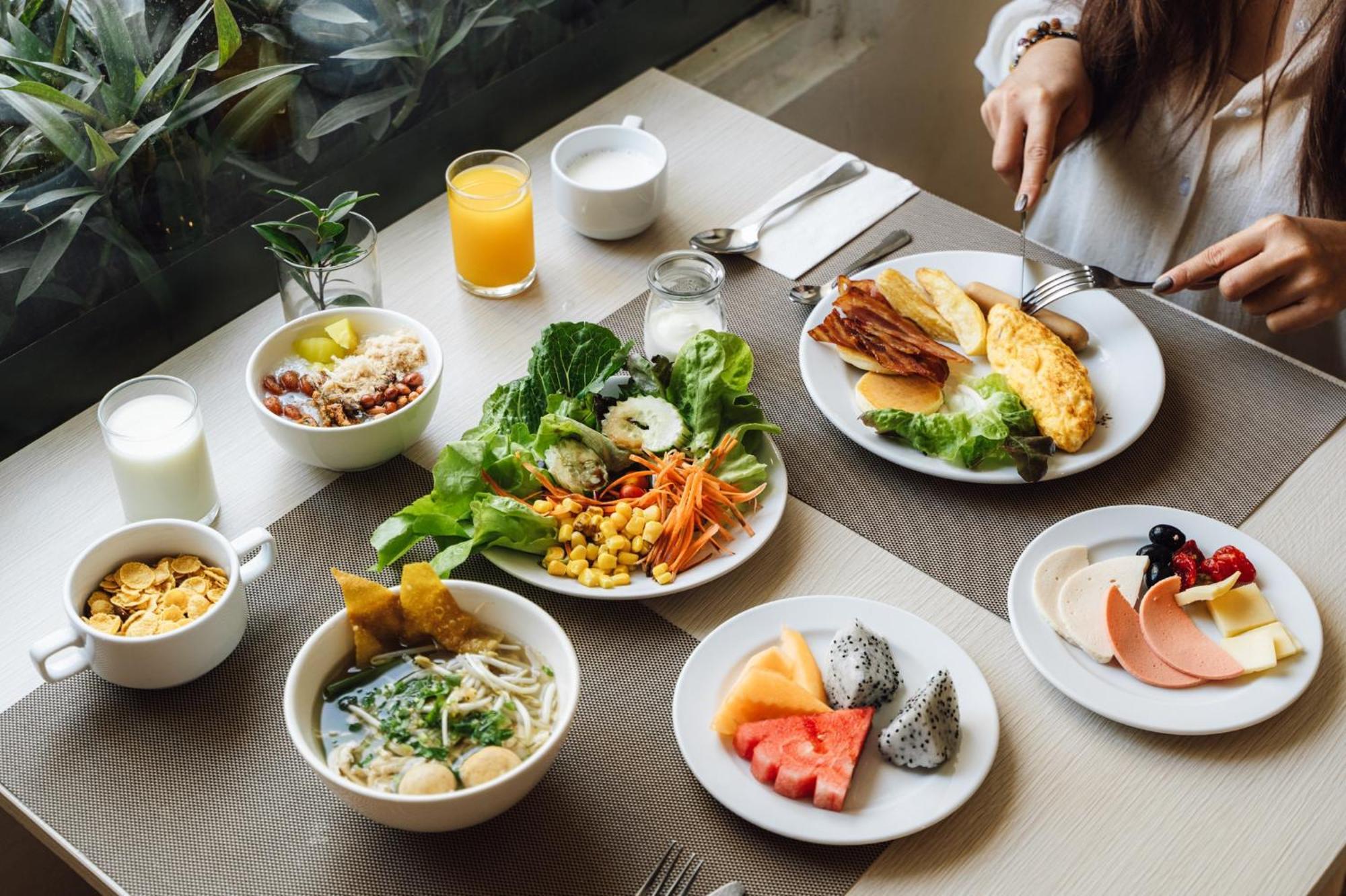 Movenpick Suriwongse Hotel Chiang Mai — Photos 1